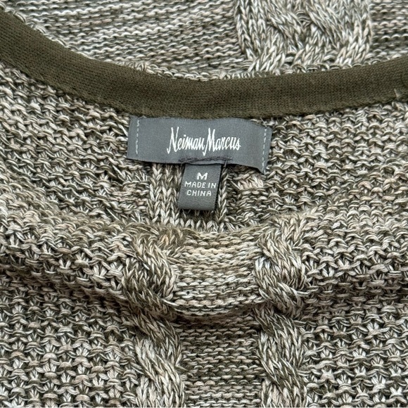 Neiman Marcus Green Ivory Tight Knit Long Sleeve Chucky Pleated Sweater Size M - Picture 7 of 10